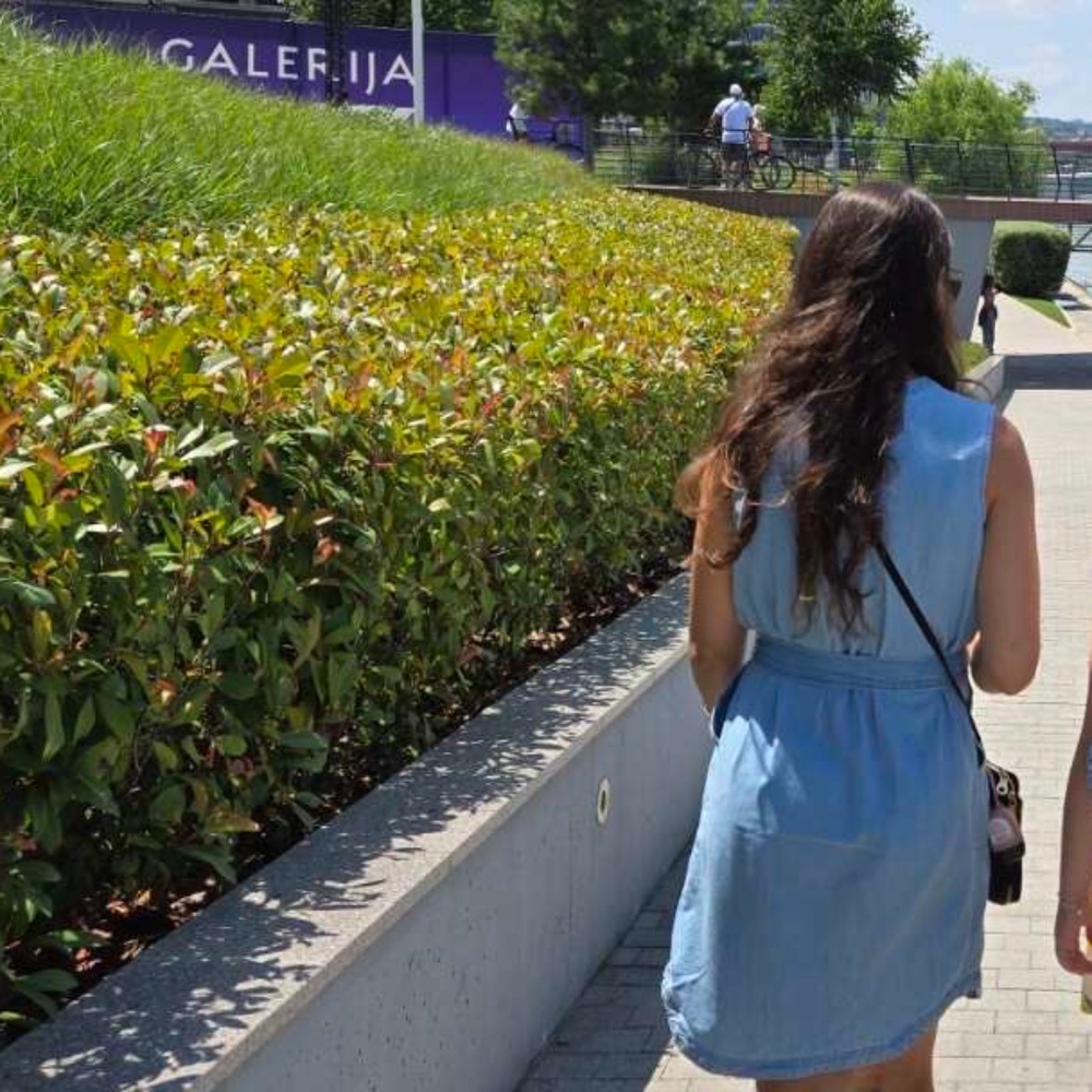 Meet your Posher, Ivana